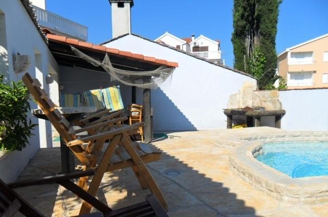 Apartments Kafadar, Okrug Gornji Τρογκίρ Εξωτερικό φωτογραφία